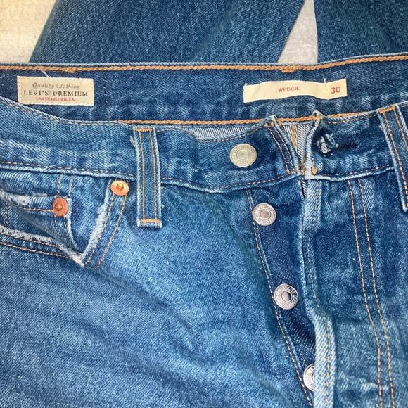 Levi’s Women’s Wedgie Icon Fit Dark Wash Ankle Jeans-size 30 - Picture 9 of 14